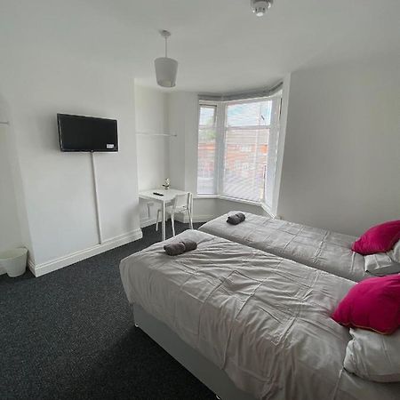 Hotel 174 Boaler Street Liverpool Zewnętrze zdjęcie