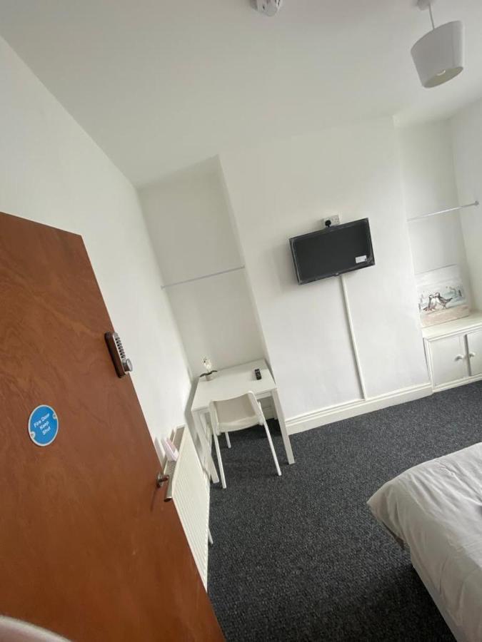 Hotel 174 Boaler Street Liverpool Zewnętrze zdjęcie