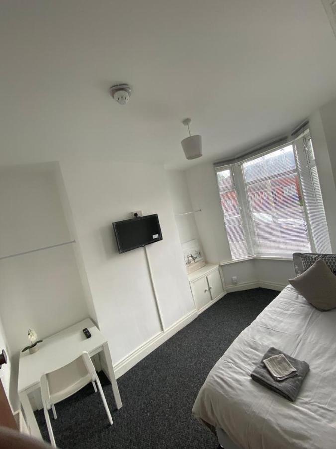 Hotel 174 Boaler Street Liverpool Zewnętrze zdjęcie